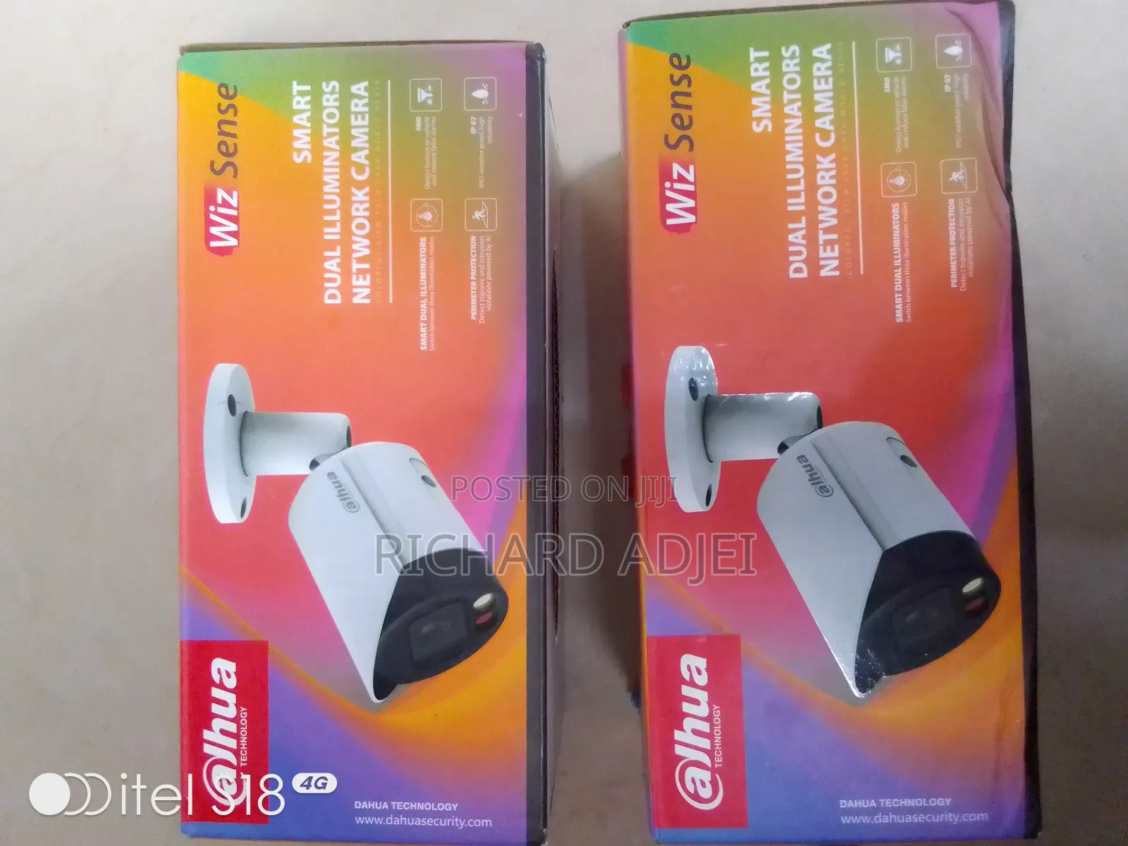 Smart Dual Illuminators Network Camera.