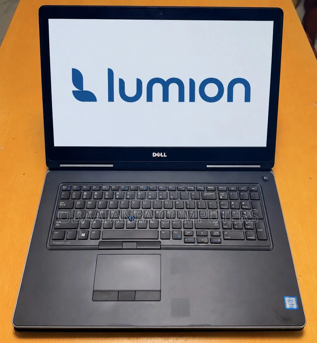 Laptop Dell Precision 17 7720 16GB Intel Xeon SSHD+SSD 256GB
