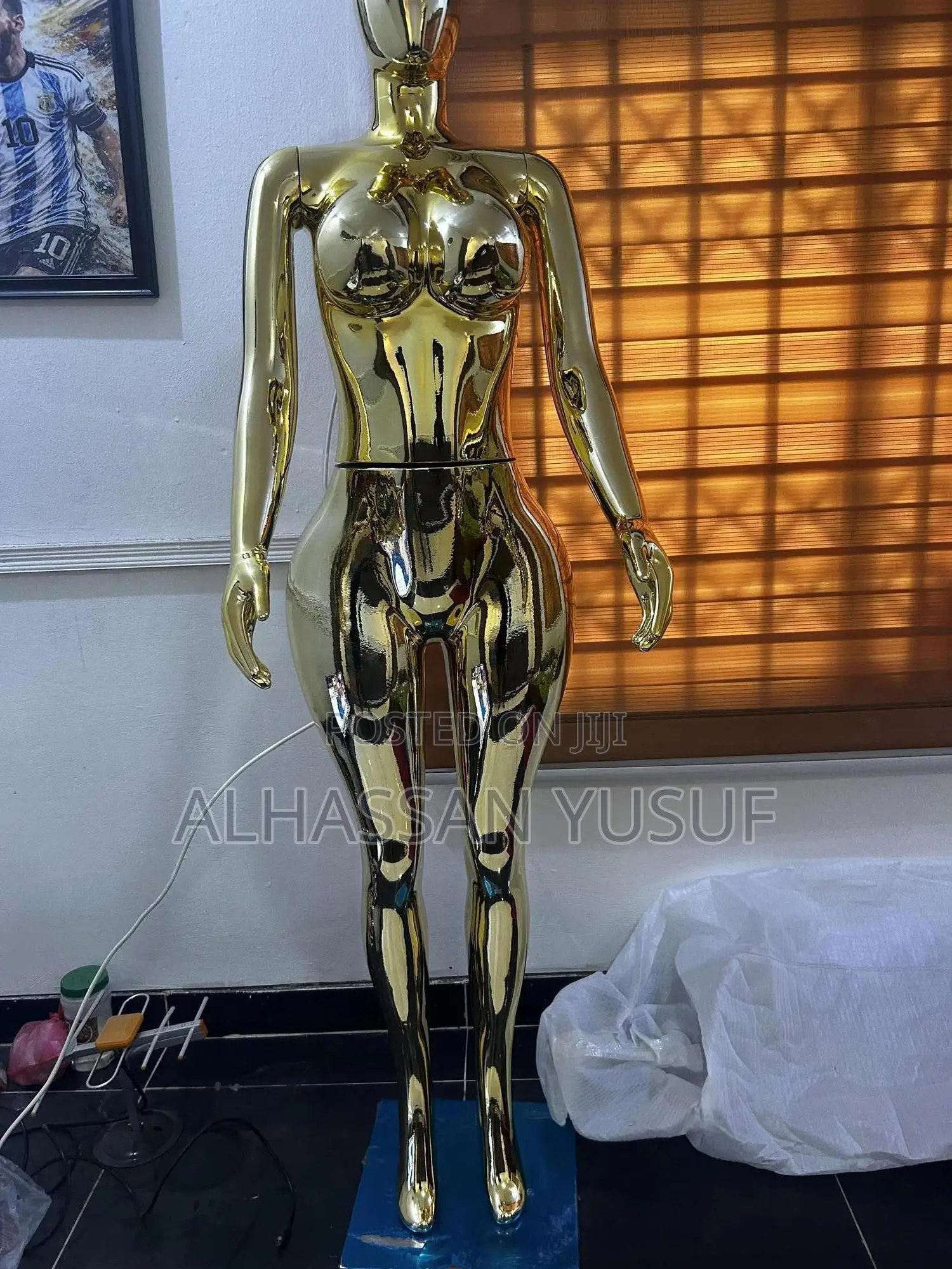 BBL Fiberglass Mannequin
