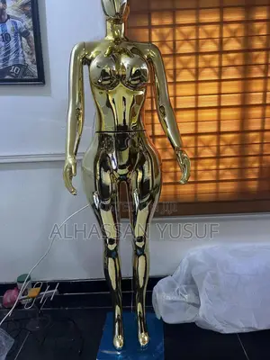 BBL Fiberglass Mannequin
