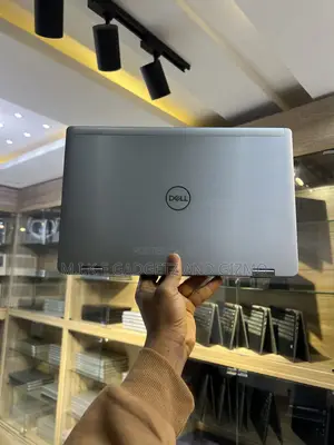 Laptop Dell Latitude 7420 16GB Intel Core i5 SSD 256GB