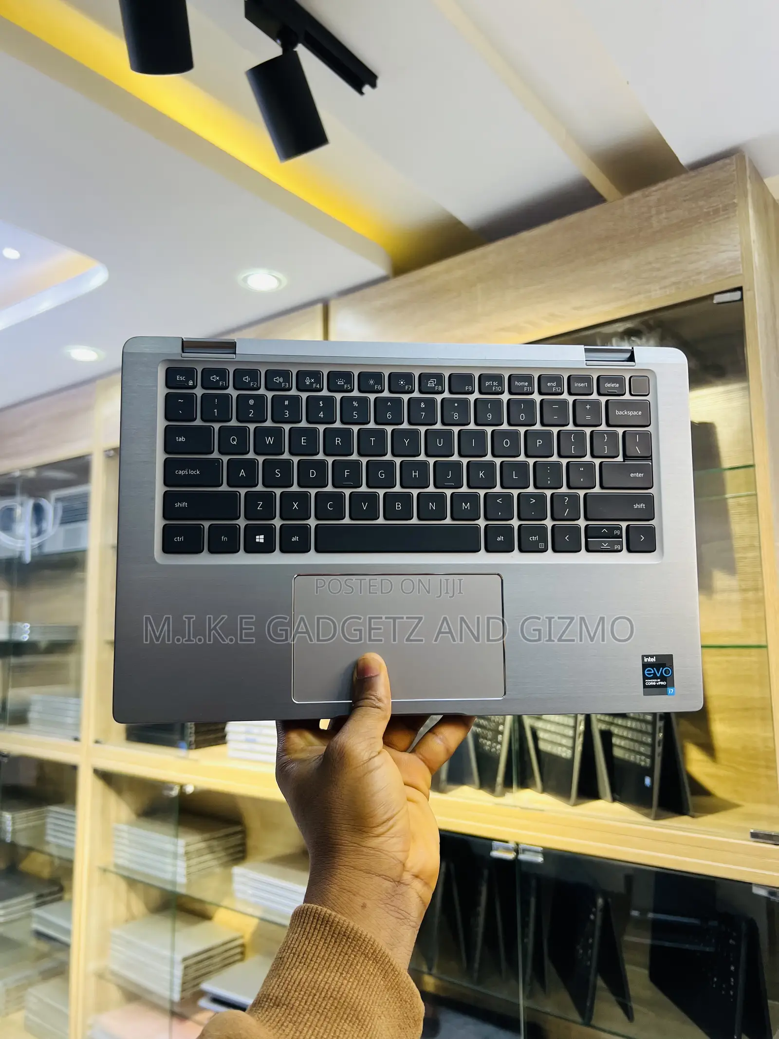 Laptop Dell Latitude 7420 16GB Intel Core i5 SSD 256GB