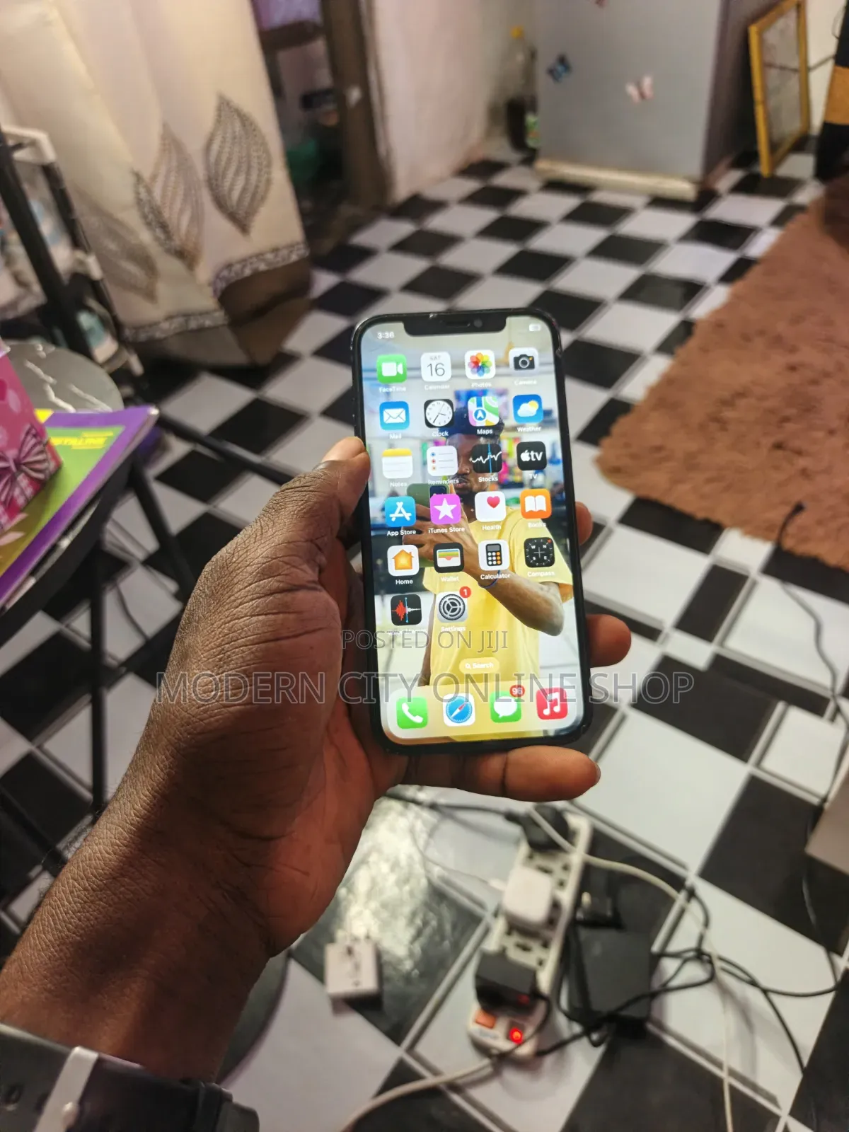 Apple iPhone 12 64 GB Black