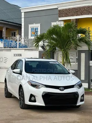 Toyota Corolla S 4dr Sedan (1.8L 4cyl CVT) 2016 White