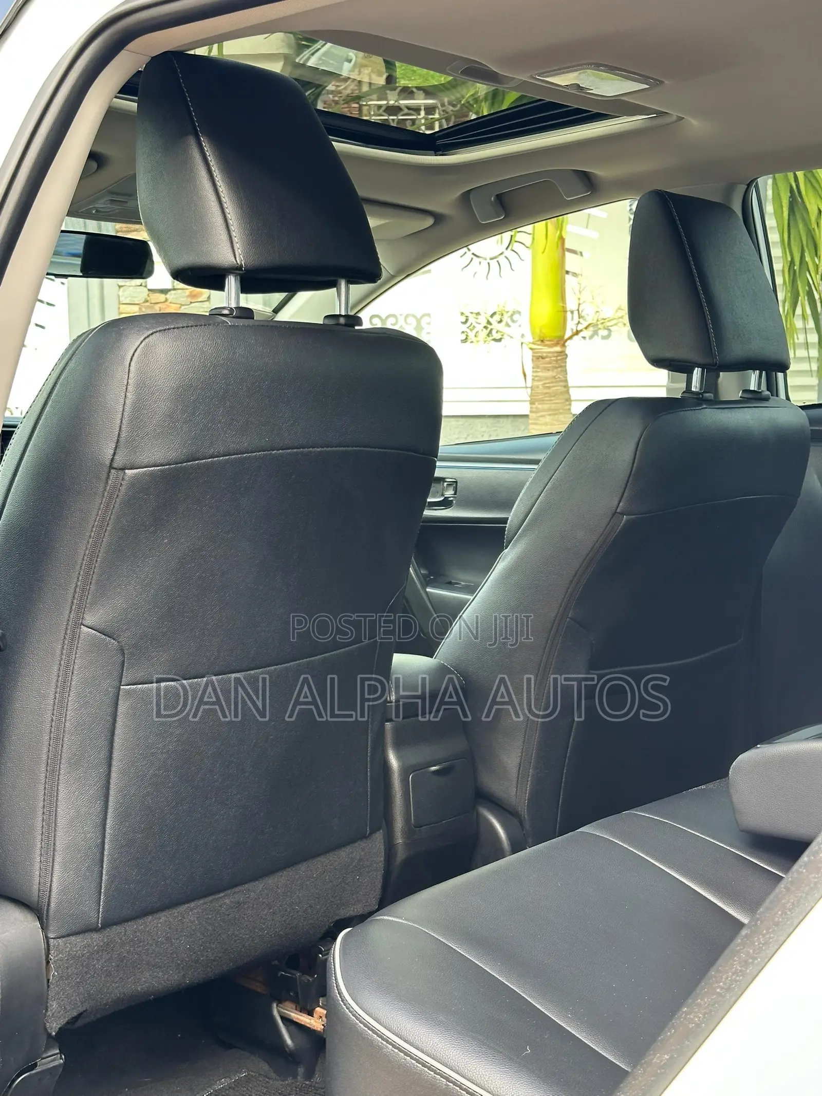 Toyota Corolla S 4dr Sedan (1.8L 4cyl CVT) 2016 White