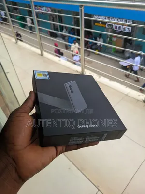 New Samsung Galaxy Z Fold6 256 GB Black