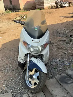 Motorcycle 2019 White