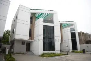 3 Bedroom Townhouse for Sale in Tse Addo