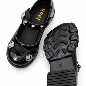 Quality Girls Bow / Butterfly Shoes
