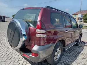 Toyota Land Cruiser Prado 2006 Red