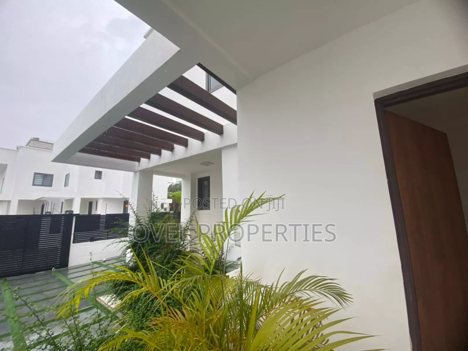 4bdrm House in Ask, East Legon for sale