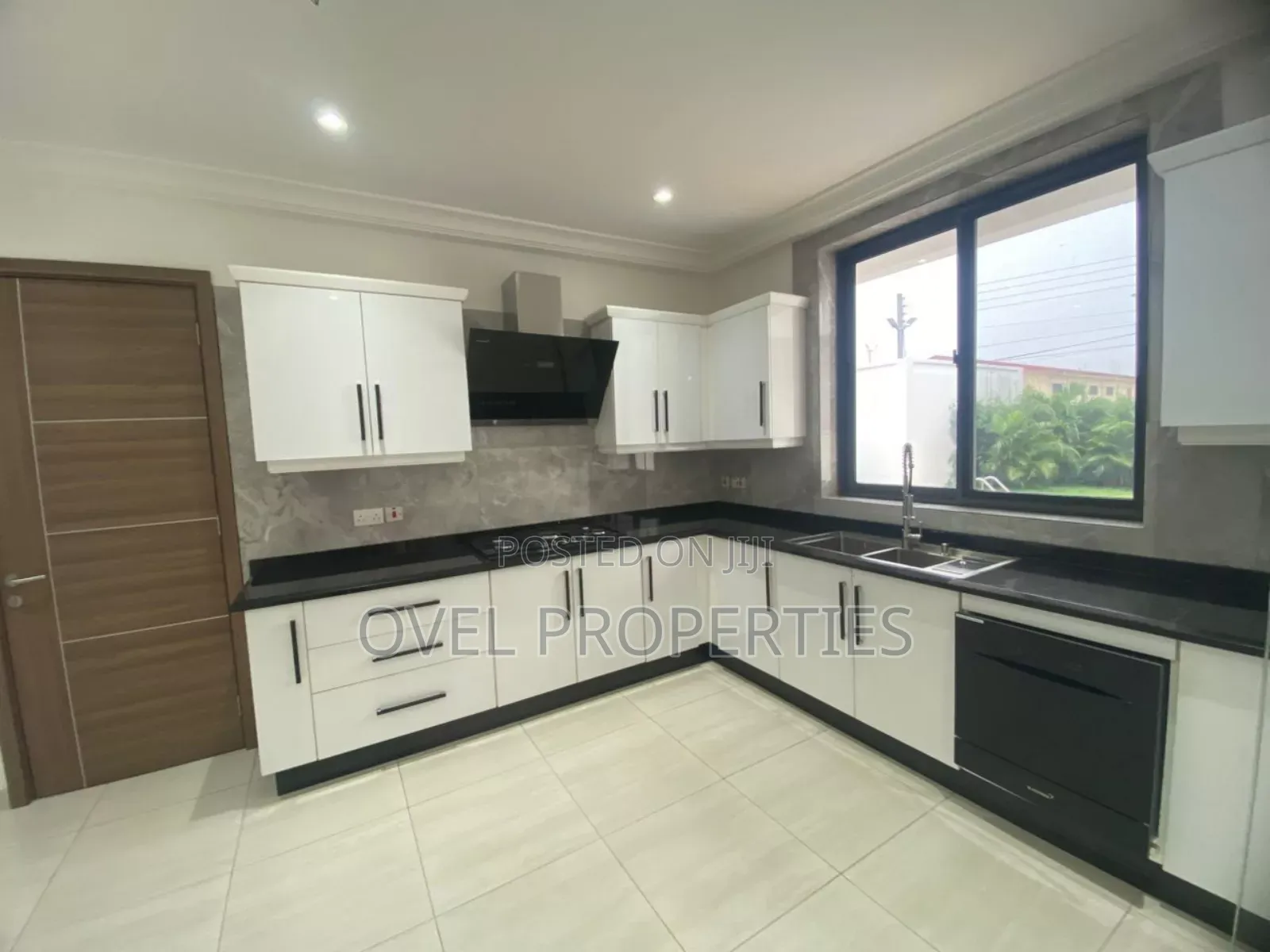4bdrm House in Ask, East Legon for sale