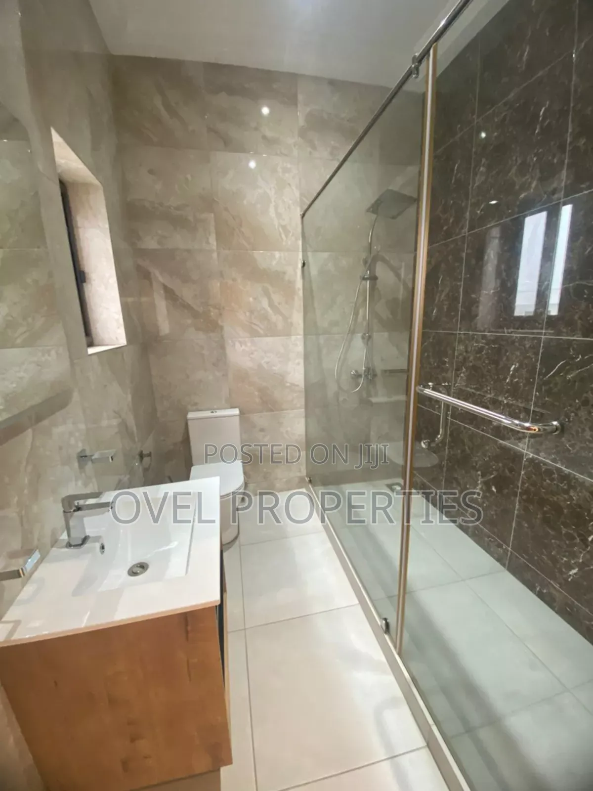 4bdrm House in Ask, East Legon for sale