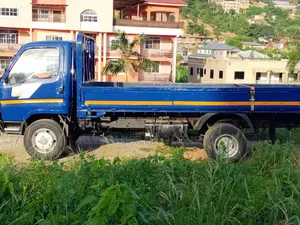 Hyundai Mighty 2