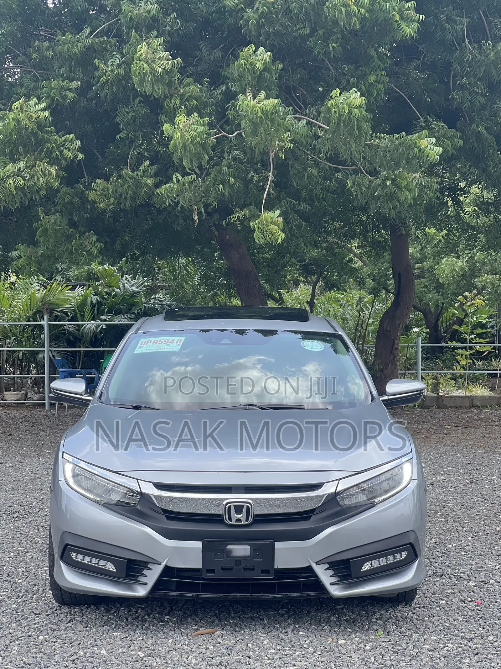 Honda Civic Touring 4dr Sedan (1.5L 4cyl) 2016 Silver