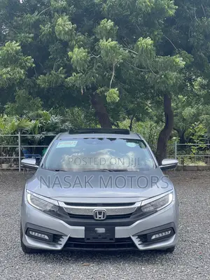 Honda Civic Touring 4dr Sedan (1.5L 4cyl) 2016 Silver
