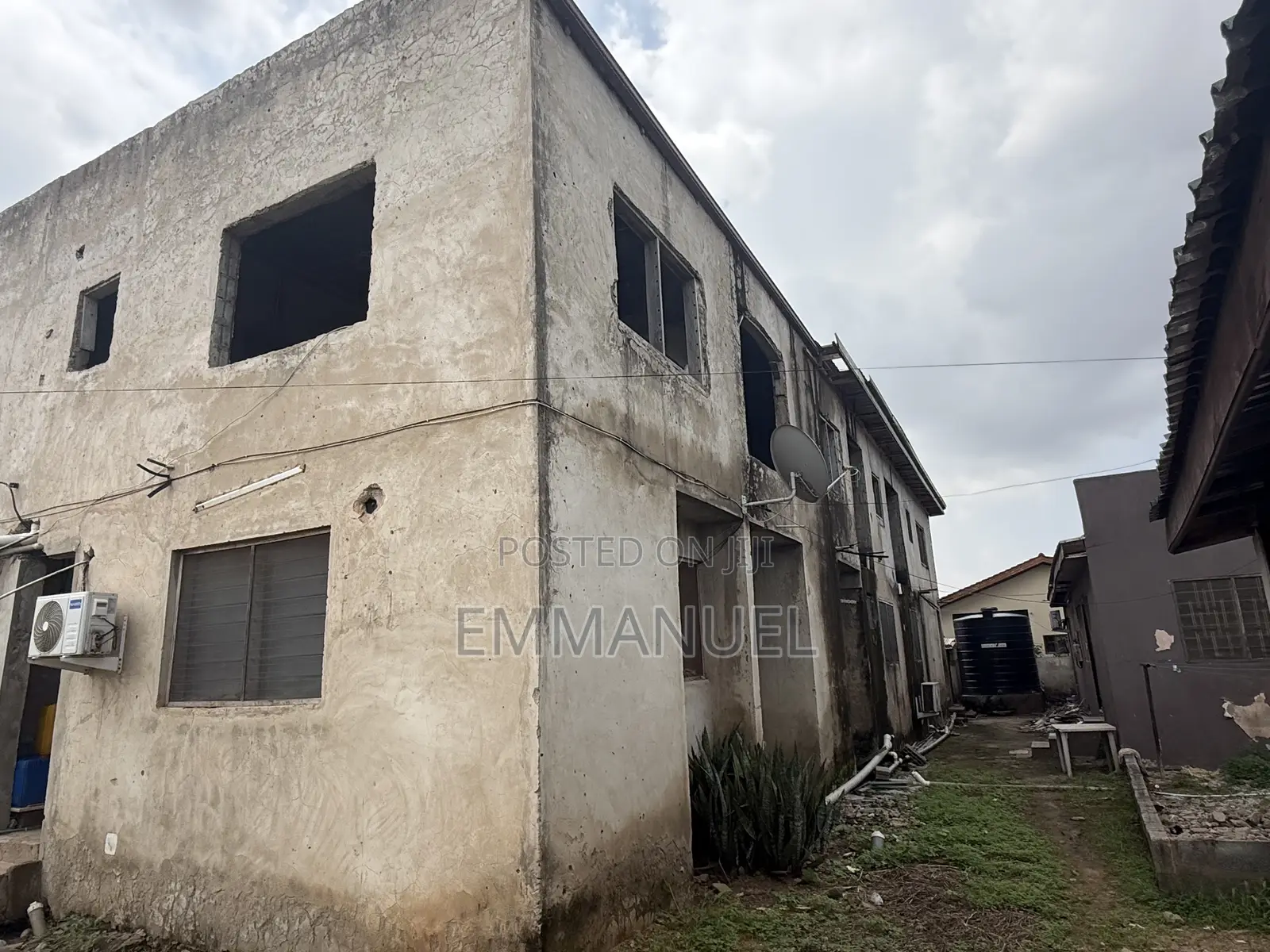 7bdrm Apartment in Spintex for rent