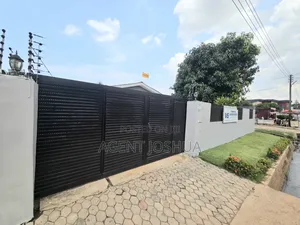 3bdrm House in Spintex Road for rent