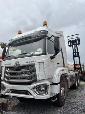 Sinotruk Howo Tractor Head