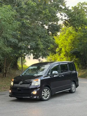 Toyota Voxy 2013 Black