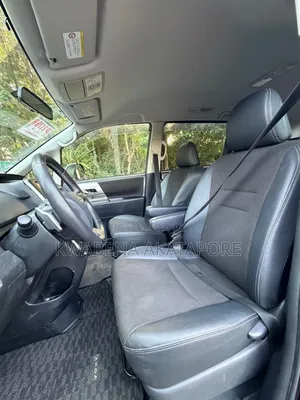 Toyota Voxy 2013 Black