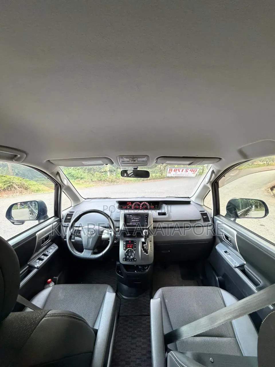 Toyota Voxy 2013 Black