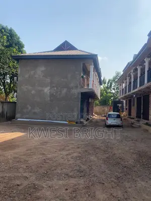 16bdrm Apartment in Villa, Ho Municipal for sale