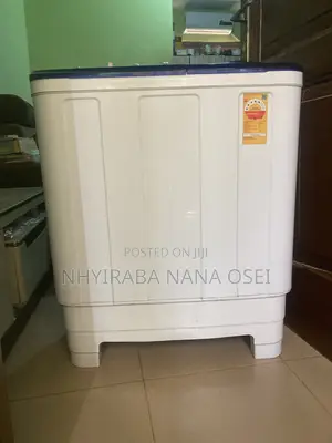 Urgent Sale — Hisense 7.5kg Twin Tub Washing Machine Amasaman Accra