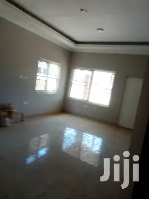 3bdrm House in Bronko Housing, Accra Metropolitan for sale