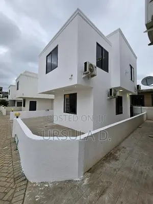 2bdrm Duplex in School Junction for rent