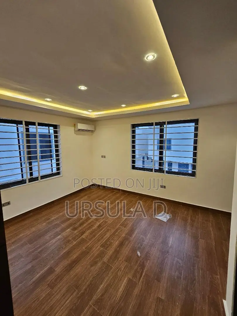 2bdrm Duplex in School Junction for rent