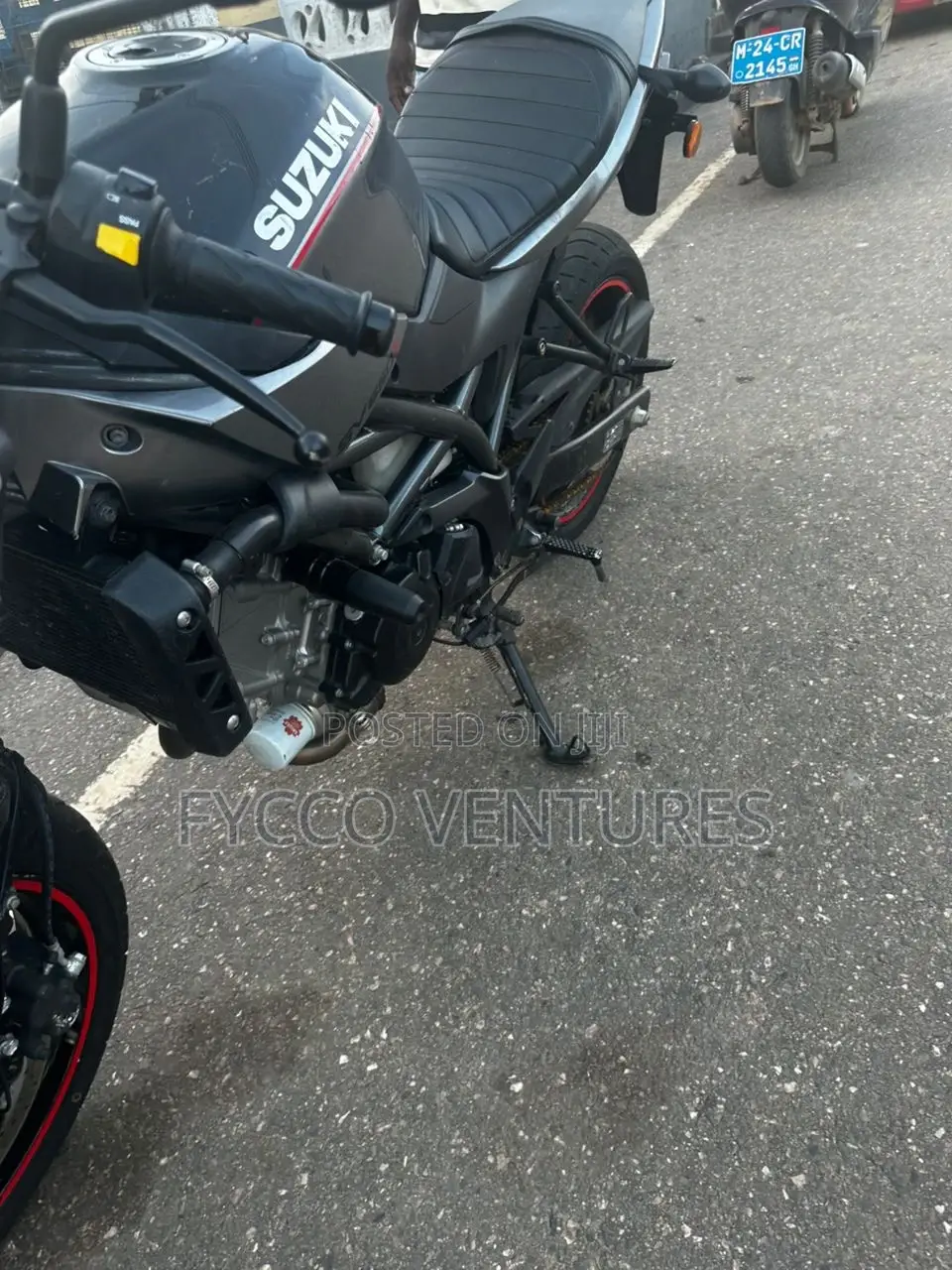 Suzuki 2023 Black
