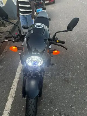 Suzuki 2023 Black