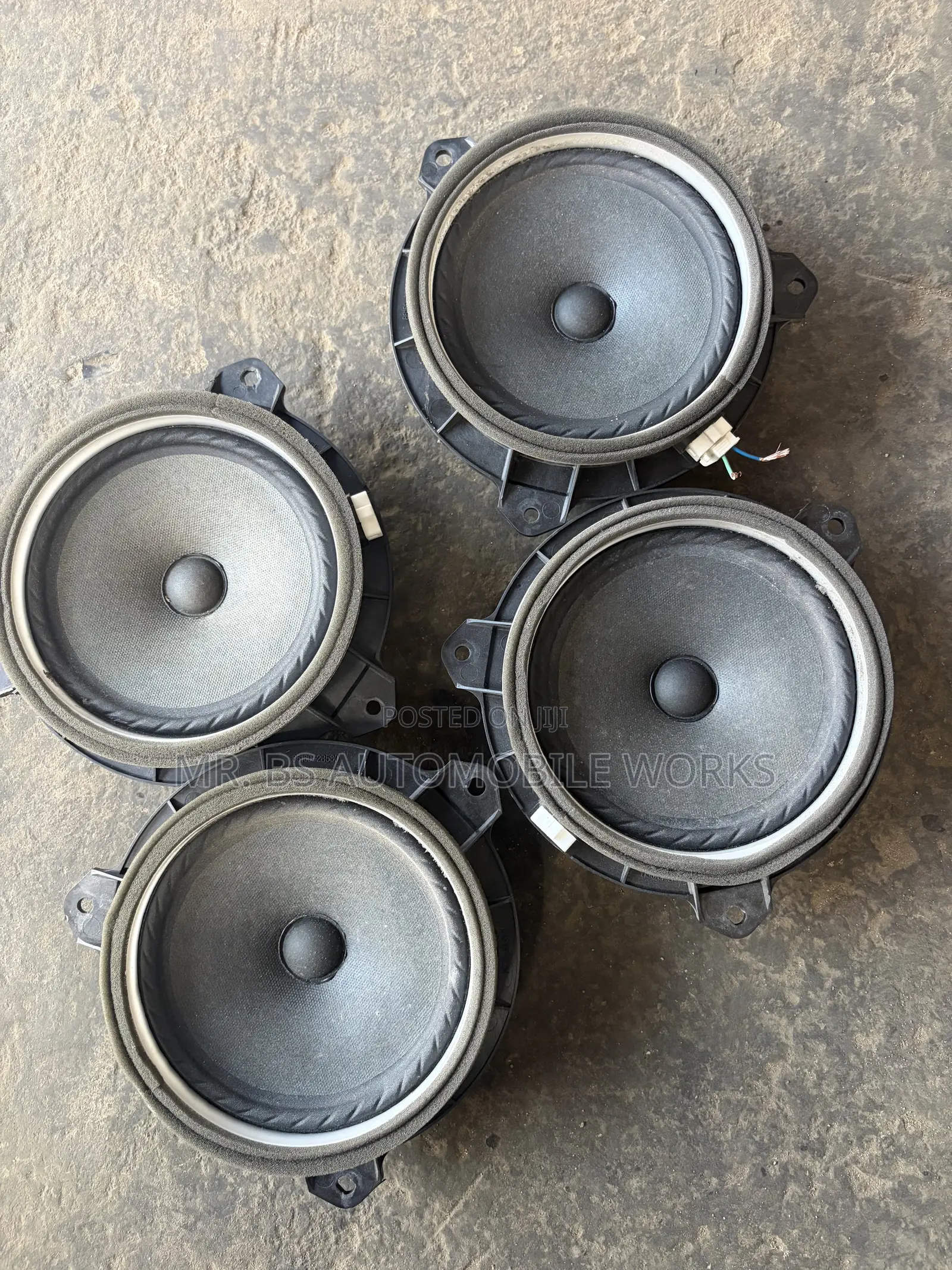 Toyota Door Speakers Oem Rav4 / Fortuner / Corolla