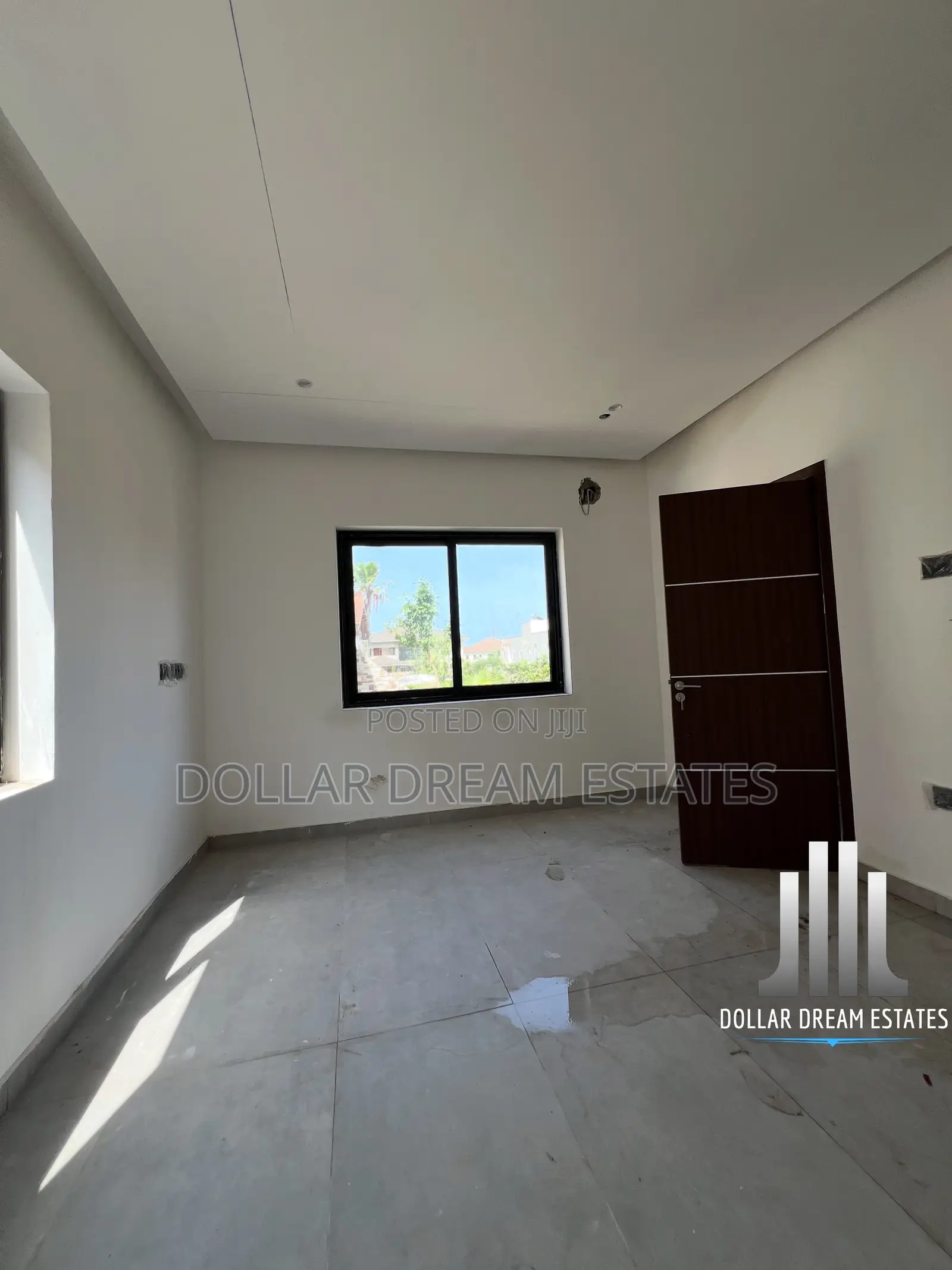 4bdrm House in Airport Residential Area for sale