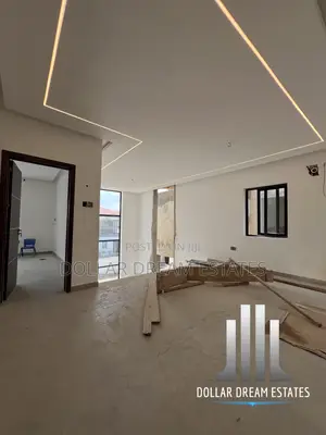 4bdrm House in Airport Residential Area for sale