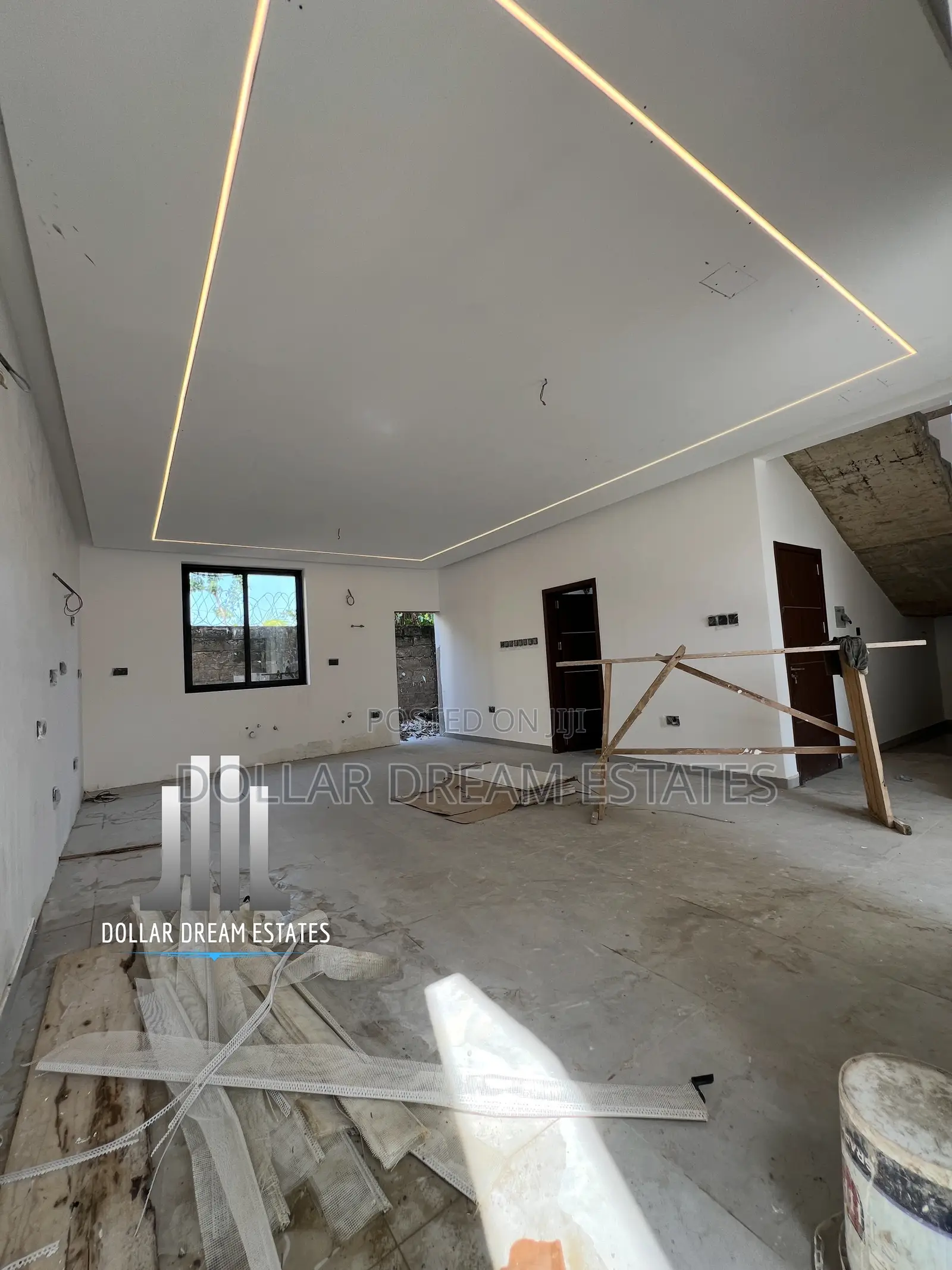 4bdrm House in Airport Residential Area for sale