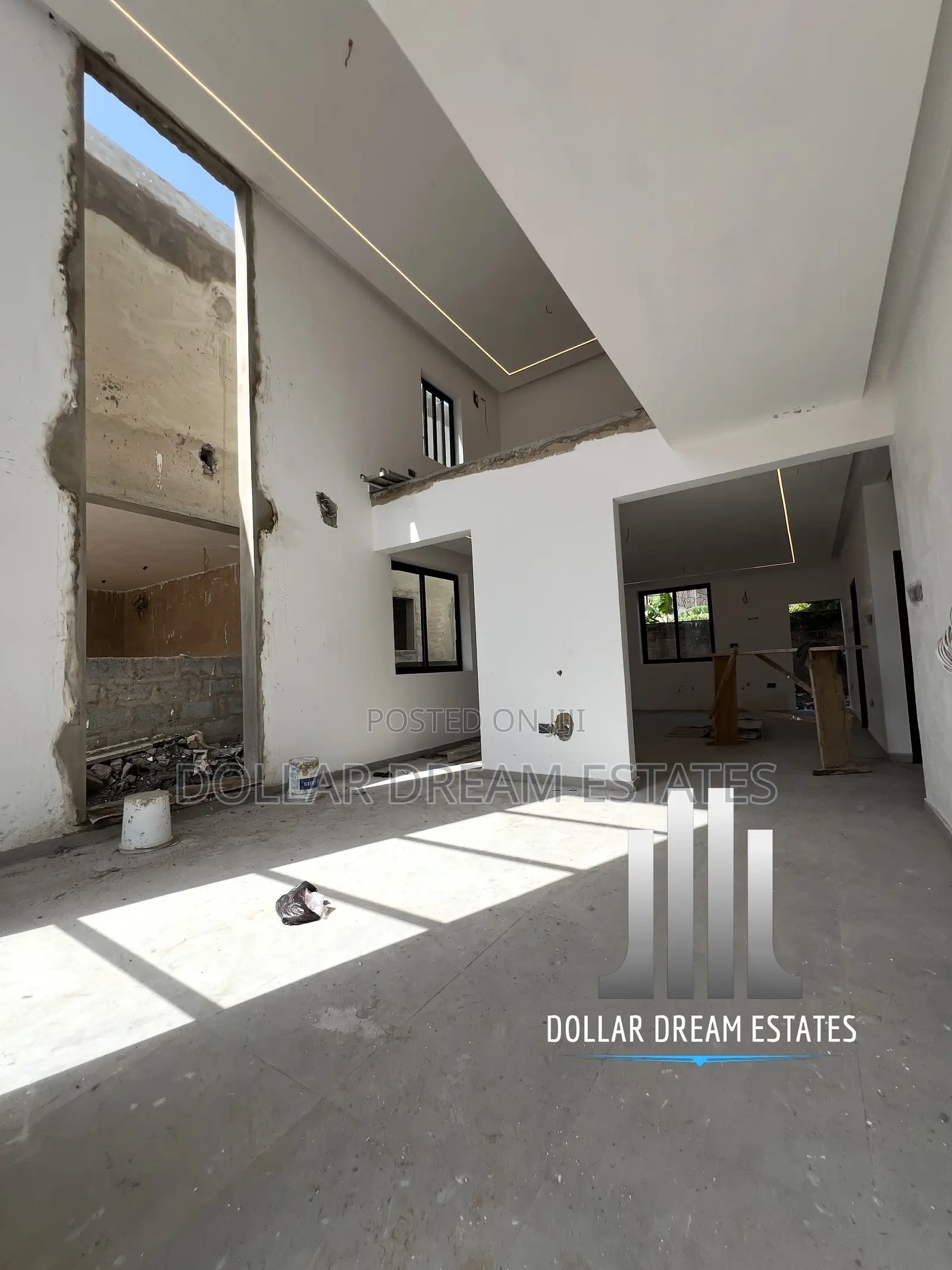 4bdrm House in Airport Residential Area for sale