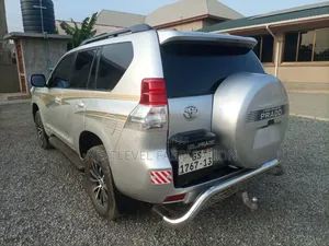 Landcruiser Prado