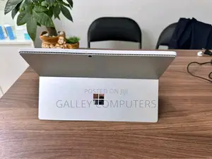 New Microsoft Surface Pro 7 256 GB Gray