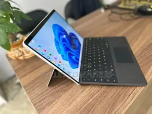 New Microsoft Surface Pro 7 256 GB Gray