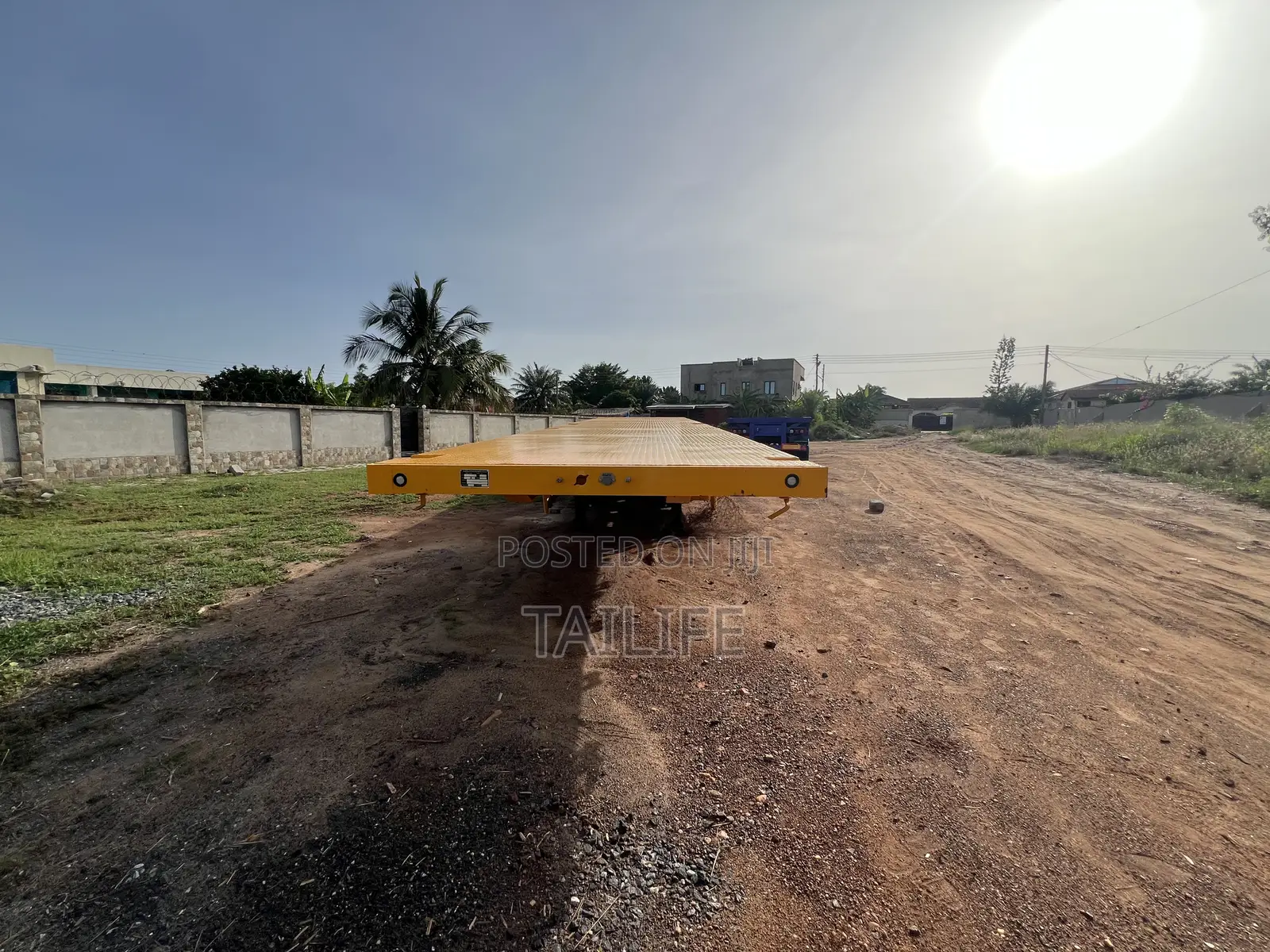 Flatbed Trailer Brand New 4 Axle – Front Lift Axle, Heavy Duty (Tema)