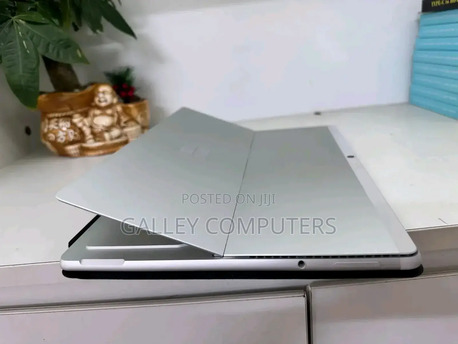 New Laptop Microsoft Surface Pro 8 16GB Intel Core i7 SSD 1T