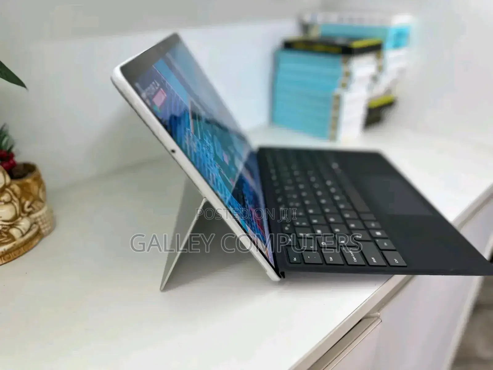 New Laptop Microsoft Surface Pro 8 16GB Intel Core i7 SSD 1T