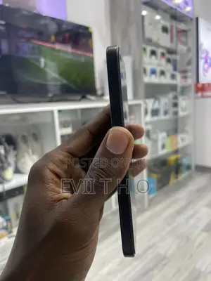 Apple iPhone 15 128 GB Black