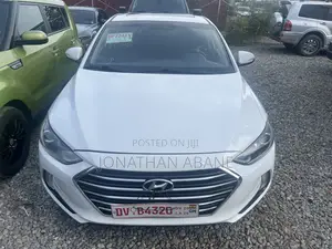 Hyundai Elantra 2017 White