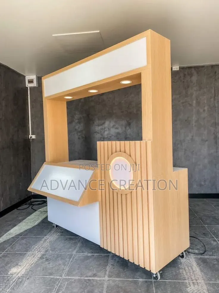 Mobile Vending Table