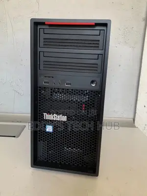 Desktop Computer Lenovo ThinkStation P520 16GB Intel Xeon SSD 256GB