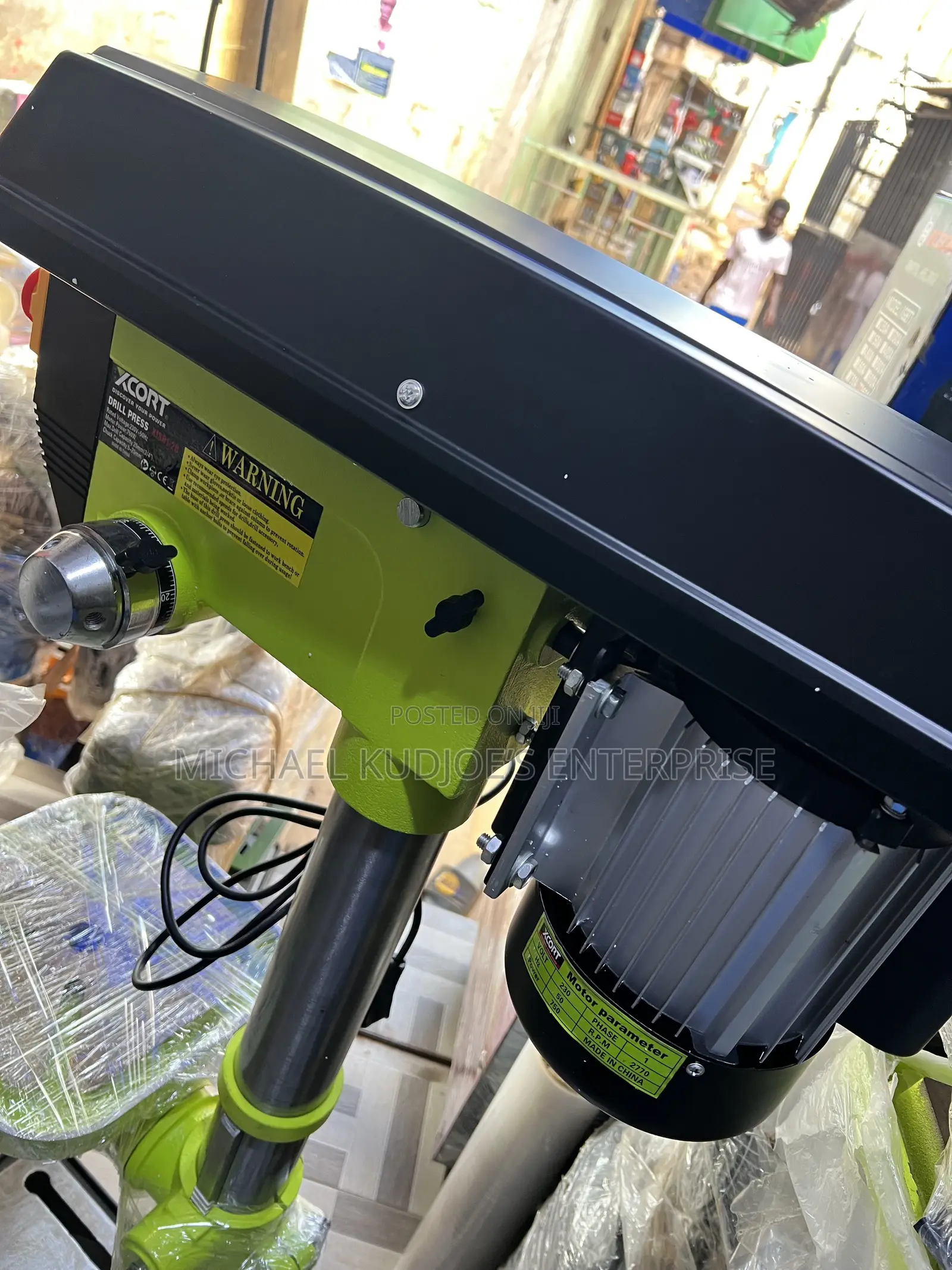 Standing Drill Machine