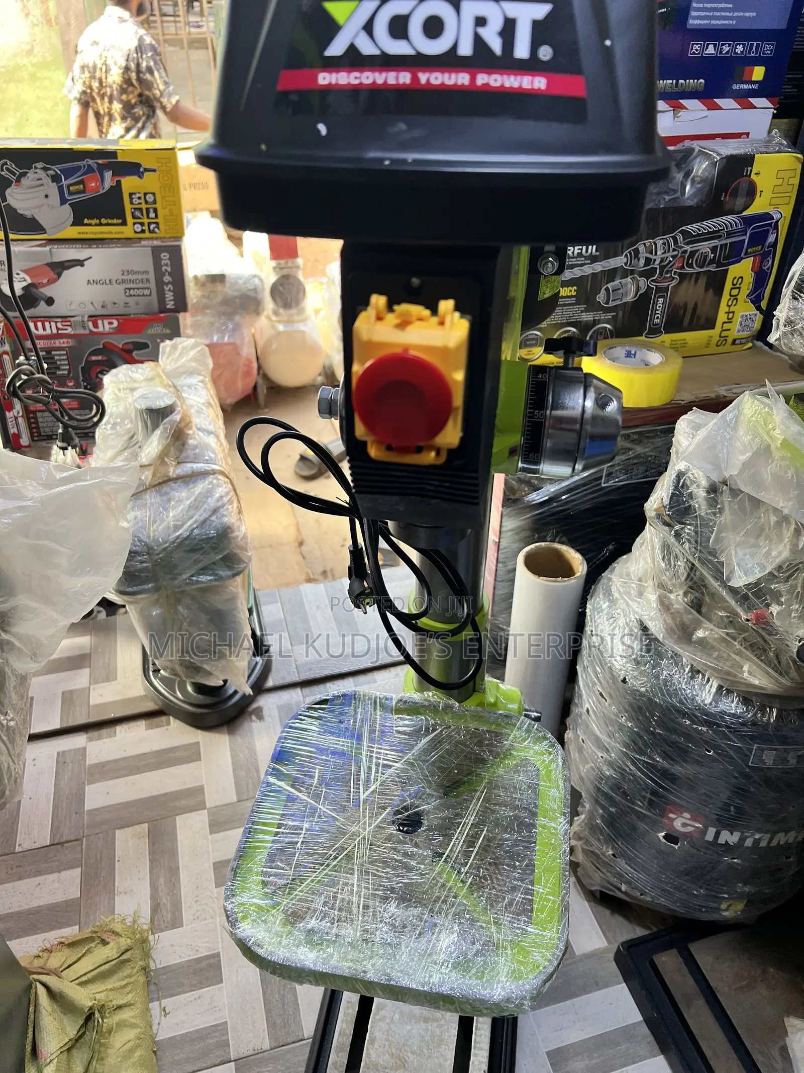 Standing Drill Machine